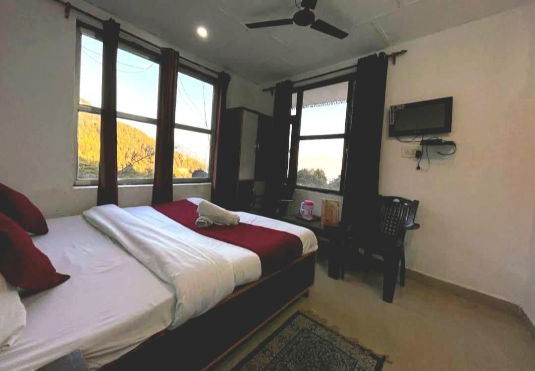 The Lake Cottage By Vrb Hotels Dharamshala Esterno foto
