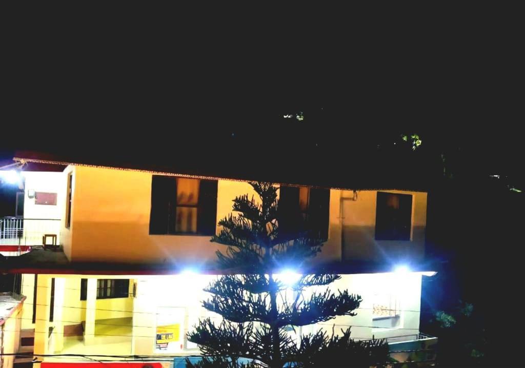 The Lake Cottage By Vrb Hotels Dharamshala Esterno foto