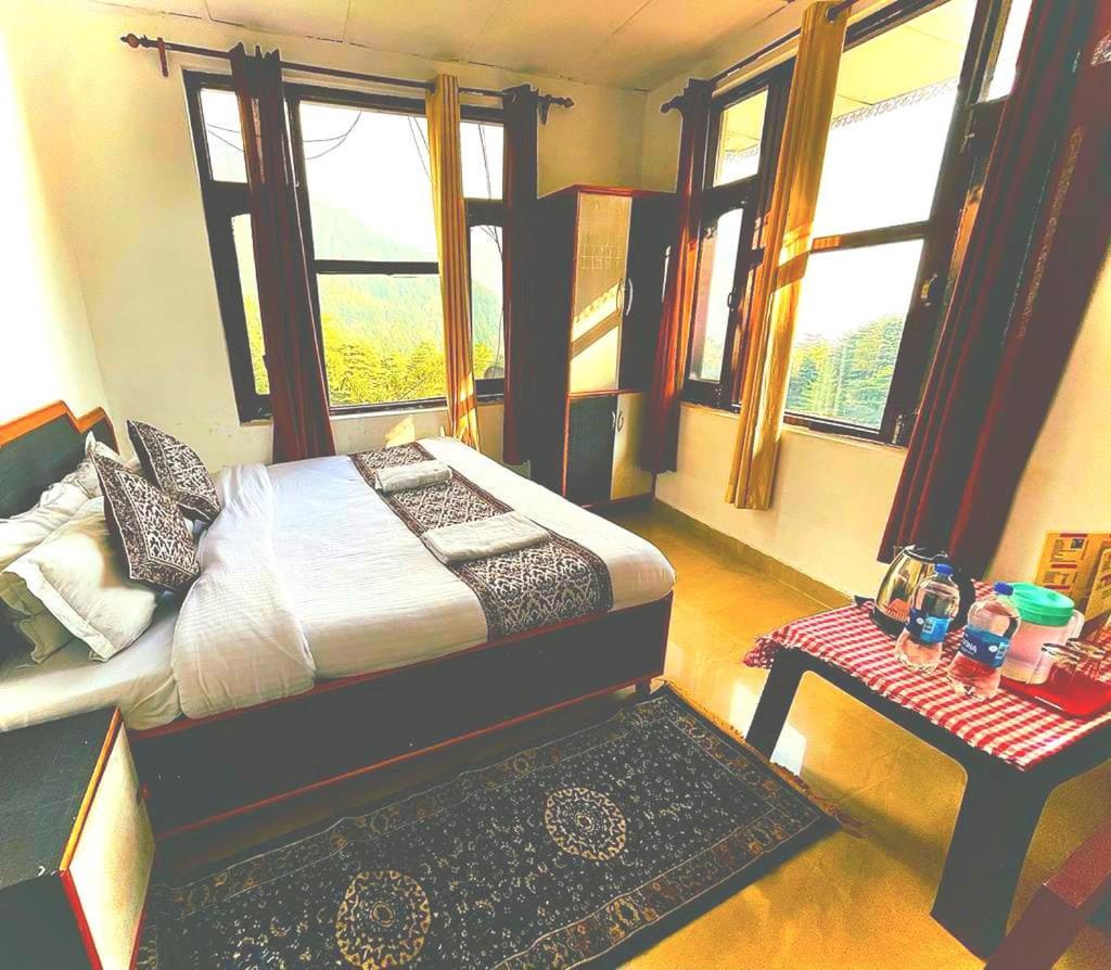 The Lake Cottage By Vrb Hotels Dharamshala Esterno foto